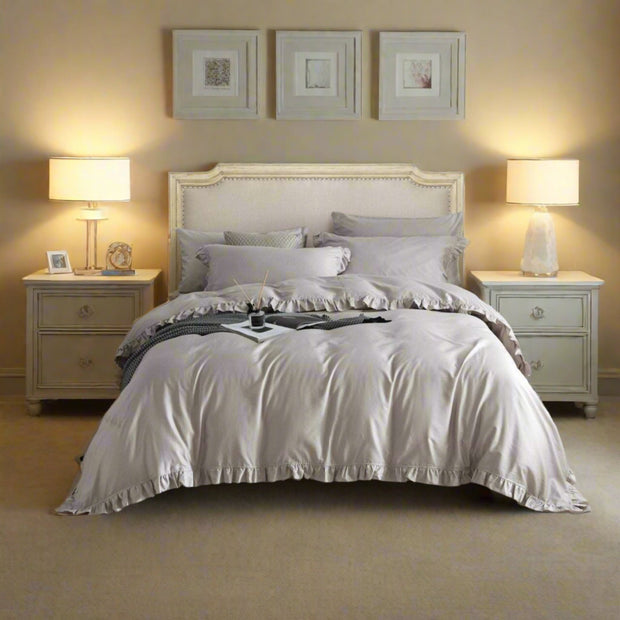 6 Pieces Luxury Ruffle Edge Queen Size Duvet Cover Set - Home Décor & Things Are Us